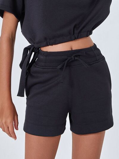 Drawstring Solid Color Shorts with Pockets Black for a perfect OOTD – dress to impress outfits from Amexza