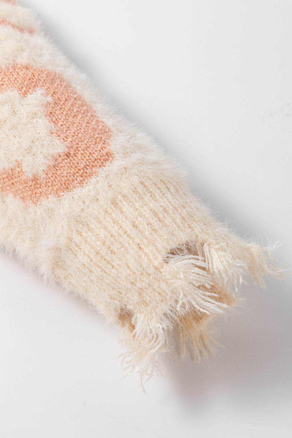 Distressed Trim Leopard V-Neck Sweater for a perfect OOTD – dress to impress outfits from Amexza