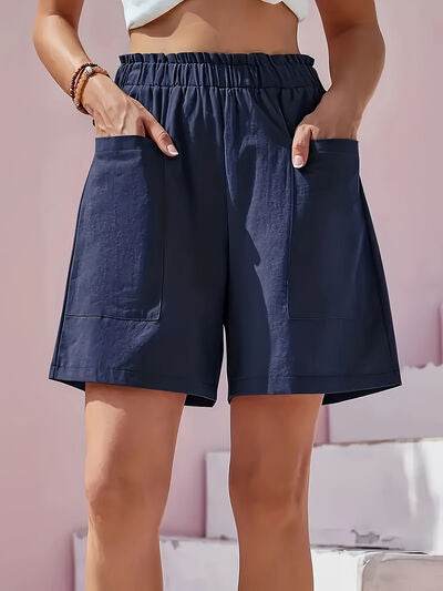 Full Size Pocketed Elastic Waist Shorts for a perfect OOTD – dress to impress outfits from Amexza