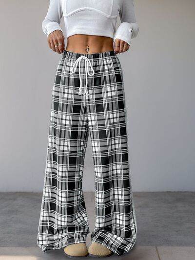 Perfee Drawstring Plaid Wide Leg Pants Black for a perfect OOTD – dress to impress outfits from Amexza