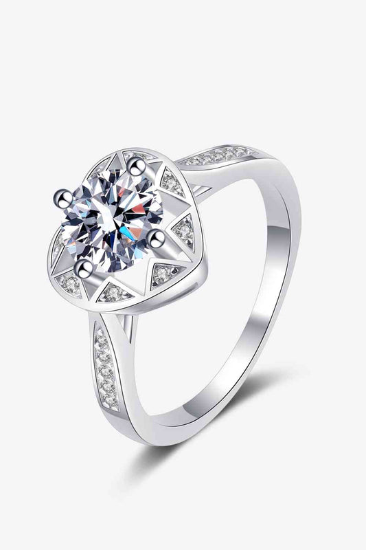 Moissanite Heart Ring Silver for a perfect OOTD – dress to impress outfits from Amexza