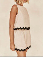 Contrast Trim Round Neck Tank and Shots Set for a perfect OOTD – dress to impress outfits from Amexza