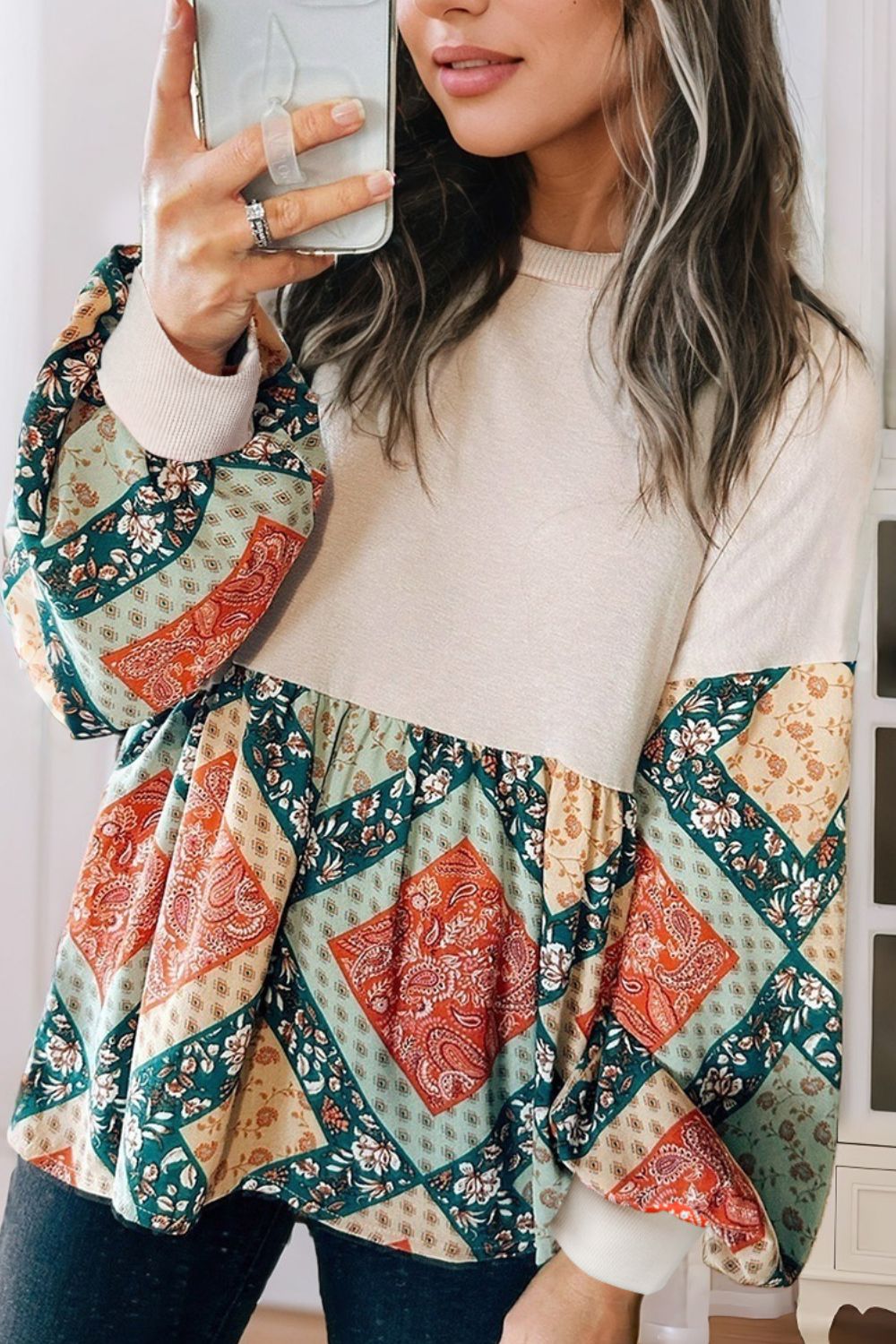 Printed Round Neck Long Sleeve Blouse for a perfect OOTD – dress to impress outfits from Amexza