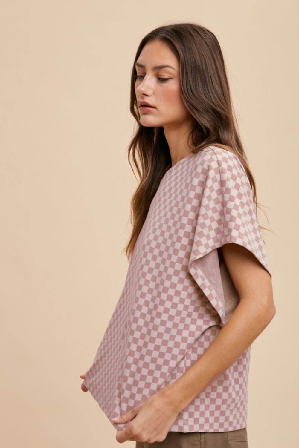 Annie Wear Checkered Round Neck Short Sleeve T-Shirt for a perfect OOTD – dress to impress outfits from Amexza