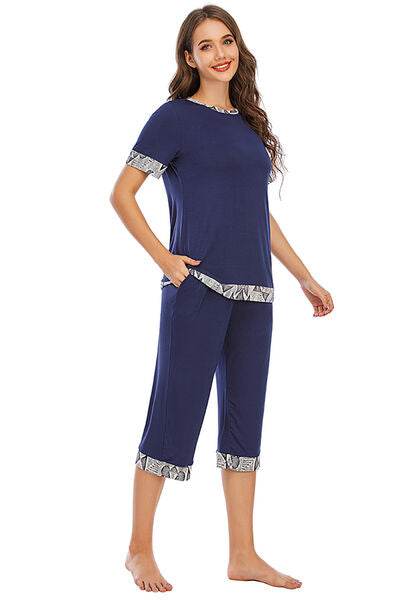 Round Neck Short Sleeve Top and Capris Pants Lounge Set for a perfect OOTD – dress to impress outfits from Amexza