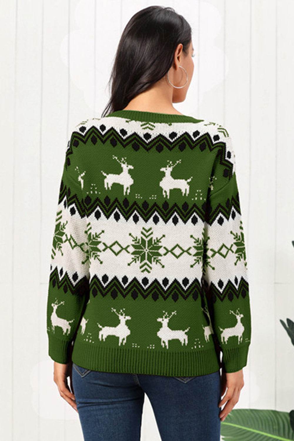Reindeer Round Neck Sweater for a perfect OOTD – dress to impress outfits from Amexza