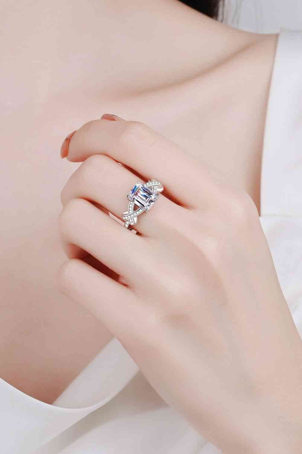 3 Carat Moissanite Sterling Silver Ring for a perfect OOTD – dress to impress outfits from Amexza