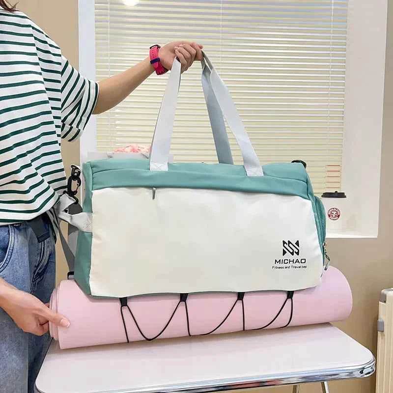 Waterproof Portable Travel Bag for a perfect OOTD – dress to impress outfits from Amexza