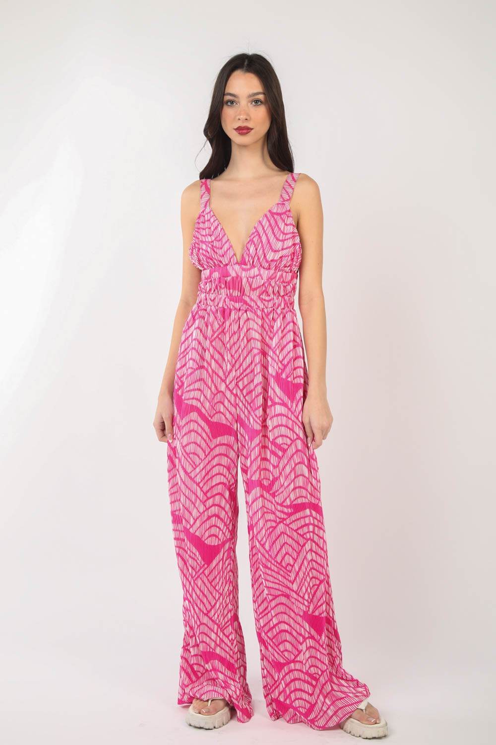 VERY J Printed Pleated Sleeveless Wide Leg Jumpsuit for a perfect OOTD – dress to impress outfits from Amexza