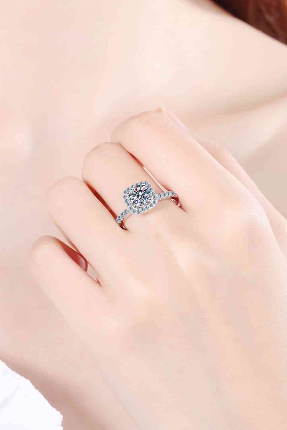 2 Carat Moissanite Square Halo Ring for a perfect OOTD – dress to impress outfits from Amexza