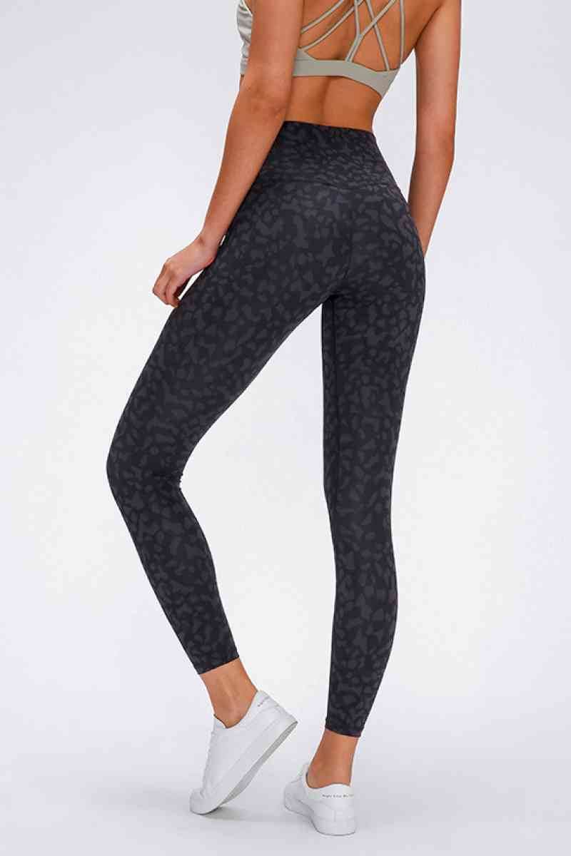 Millennia Wide Seamless Band Waist Sports Leggings - Amexza