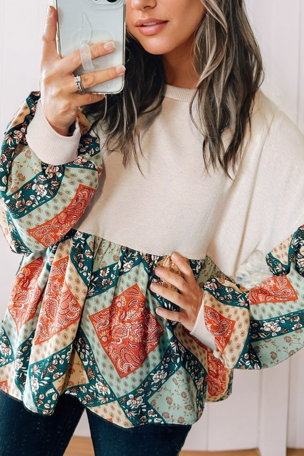 Printed Round Neck Long Sleeve Blouse for a perfect OOTD – dress to impress outfits from Amexza