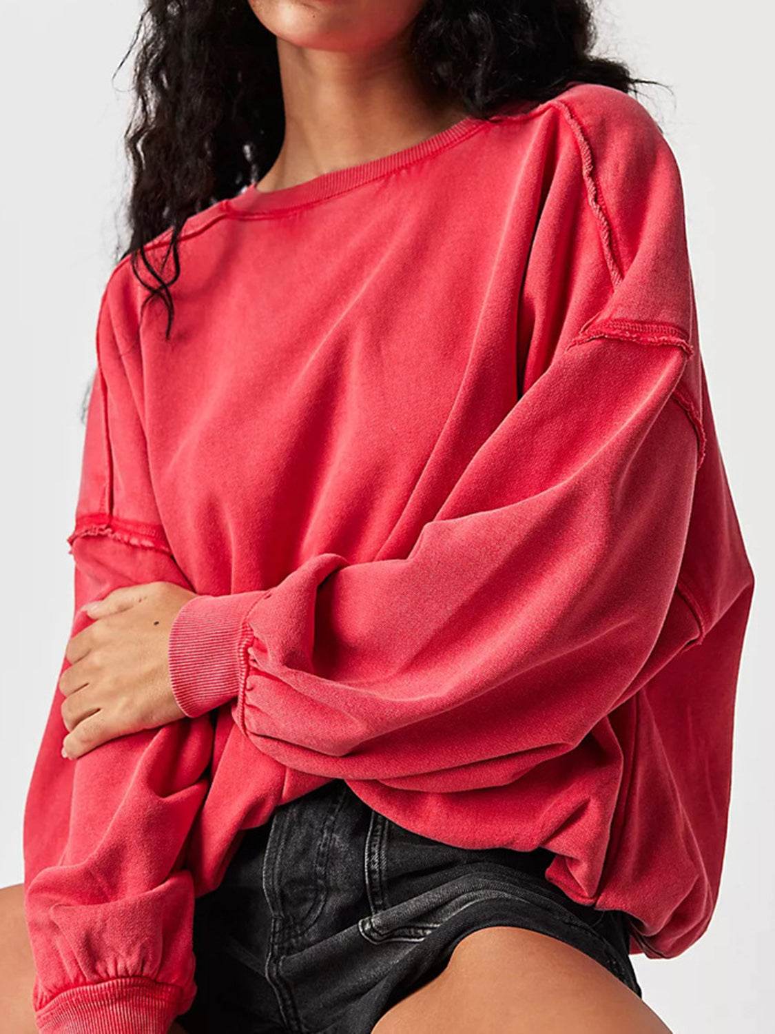 Exposed Seam Round Neck Long Sleeve Sweatshirt for a perfect OOTD – dress to impress outfits from Amexza