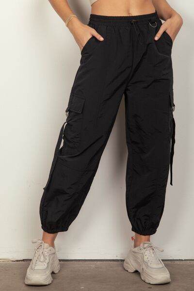 VERY J Elastic Waist Woven Cargo Pants Black for a perfect OOTD – dress to impress outfits from Amexza