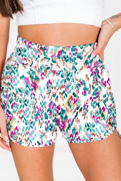 Printed High Waist Shorts White for a perfect OOTD – dress to impress outfits from Amexza