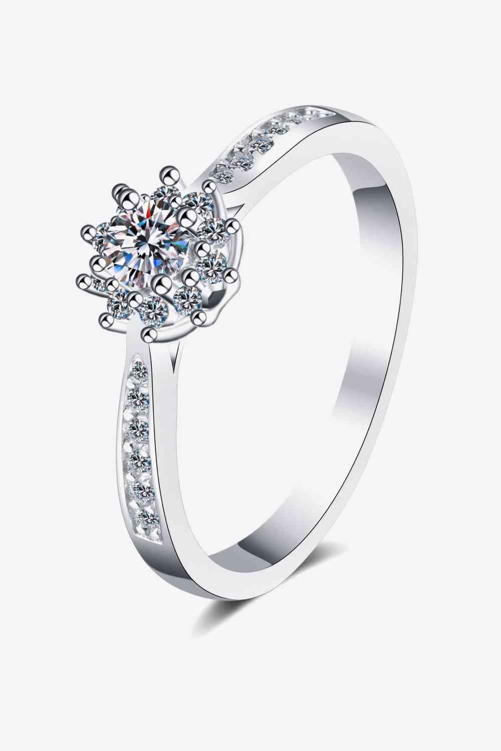 Moissanite Rhodium-Plated Snowflake Ring for a perfect OOTD – dress to impress outfits from Amexza