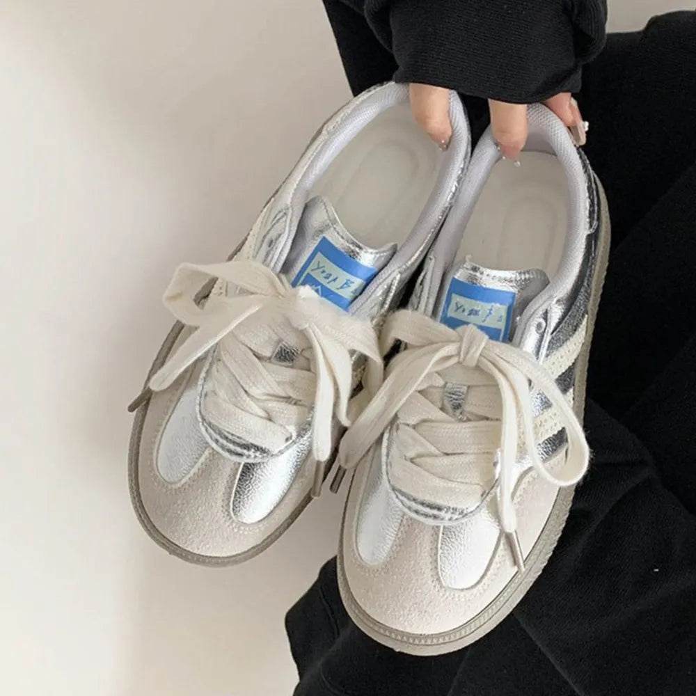 Contrast Round Toe Flat Sneakers Silver for a perfect OOTD – dress to impress outfits from Amexza