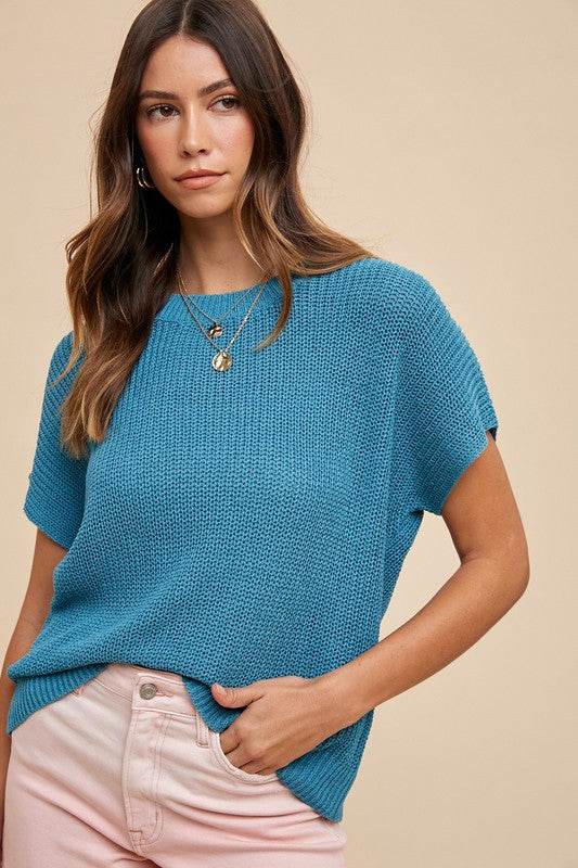 Annie Wear Round Neck Short Sleeve Sweater for a perfect OOTD – dress to impress outfits from Amexza