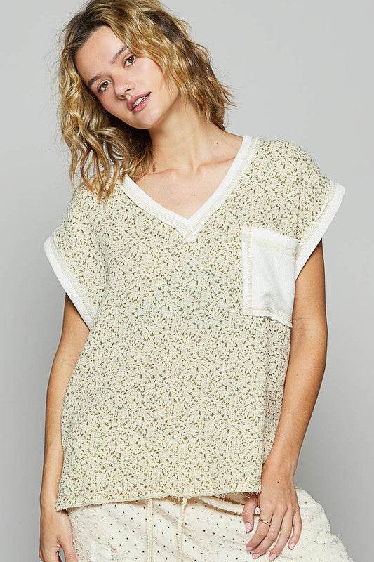 POL Floral V-Neck Short Sleeve T-Shirt - Amexza