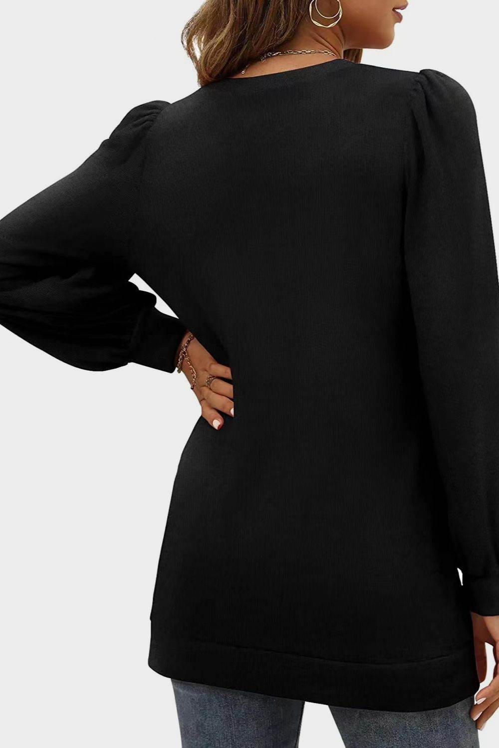 Heathered V-Neck Long Sleeve T-Shirt for a perfect OOTD – dress to impress outfits from Amexza