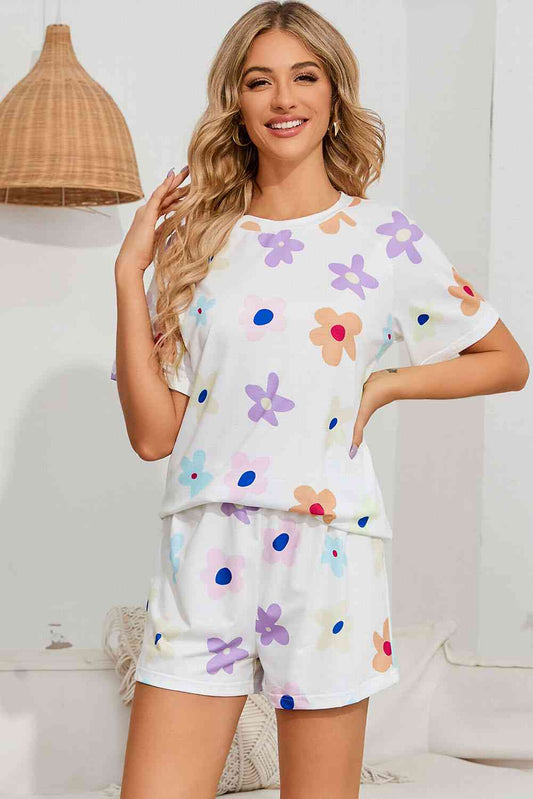 Floral Round Neck Raglan Sleeve Top and Shorts Lounge Set for a perfect OOTD – dress to impress outfits from Amexza