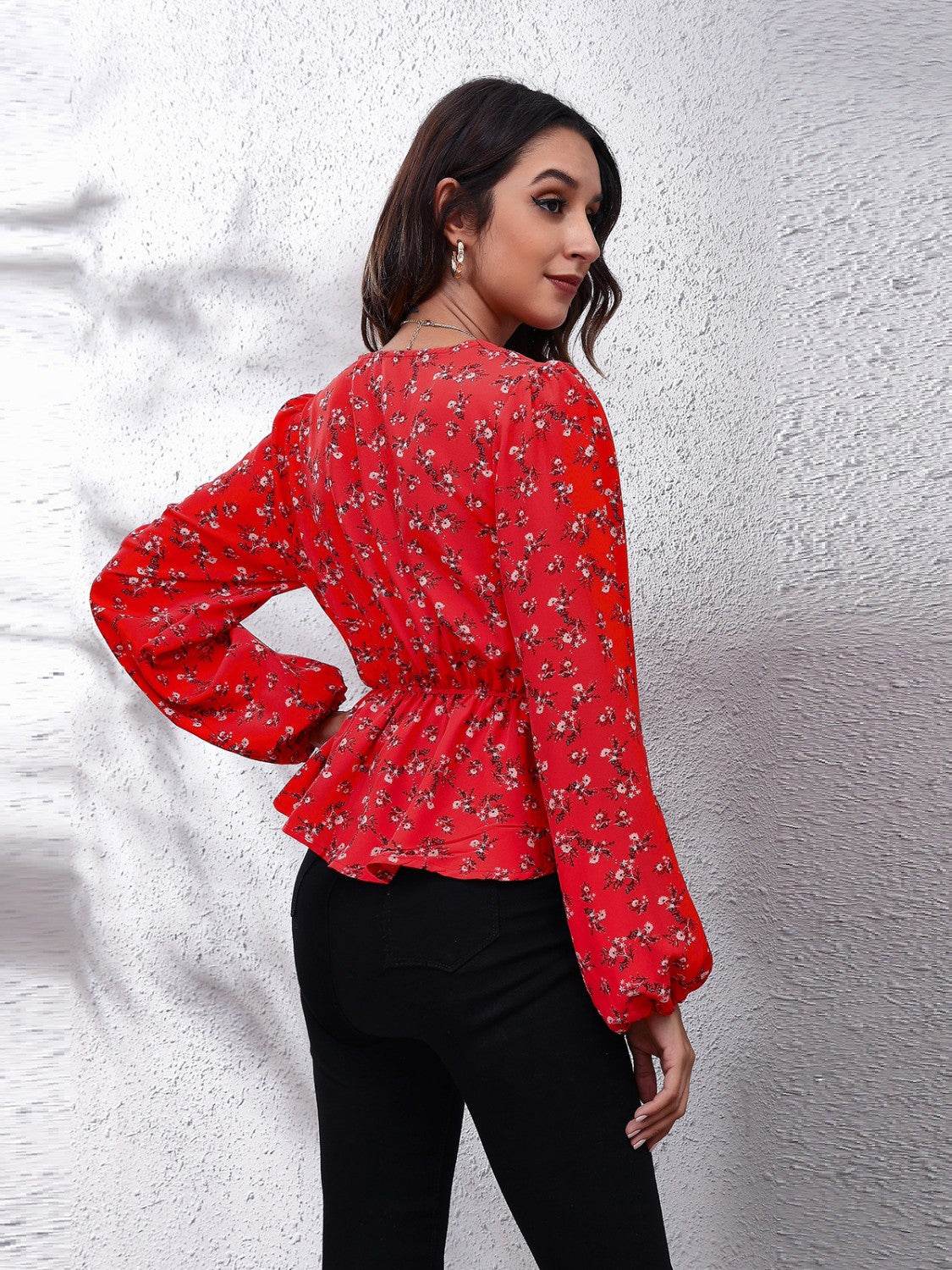 Floral V-Neck Balloon Sleeve Peplum Blouse for a perfect OOTD – dress to impress outfits from Amexza