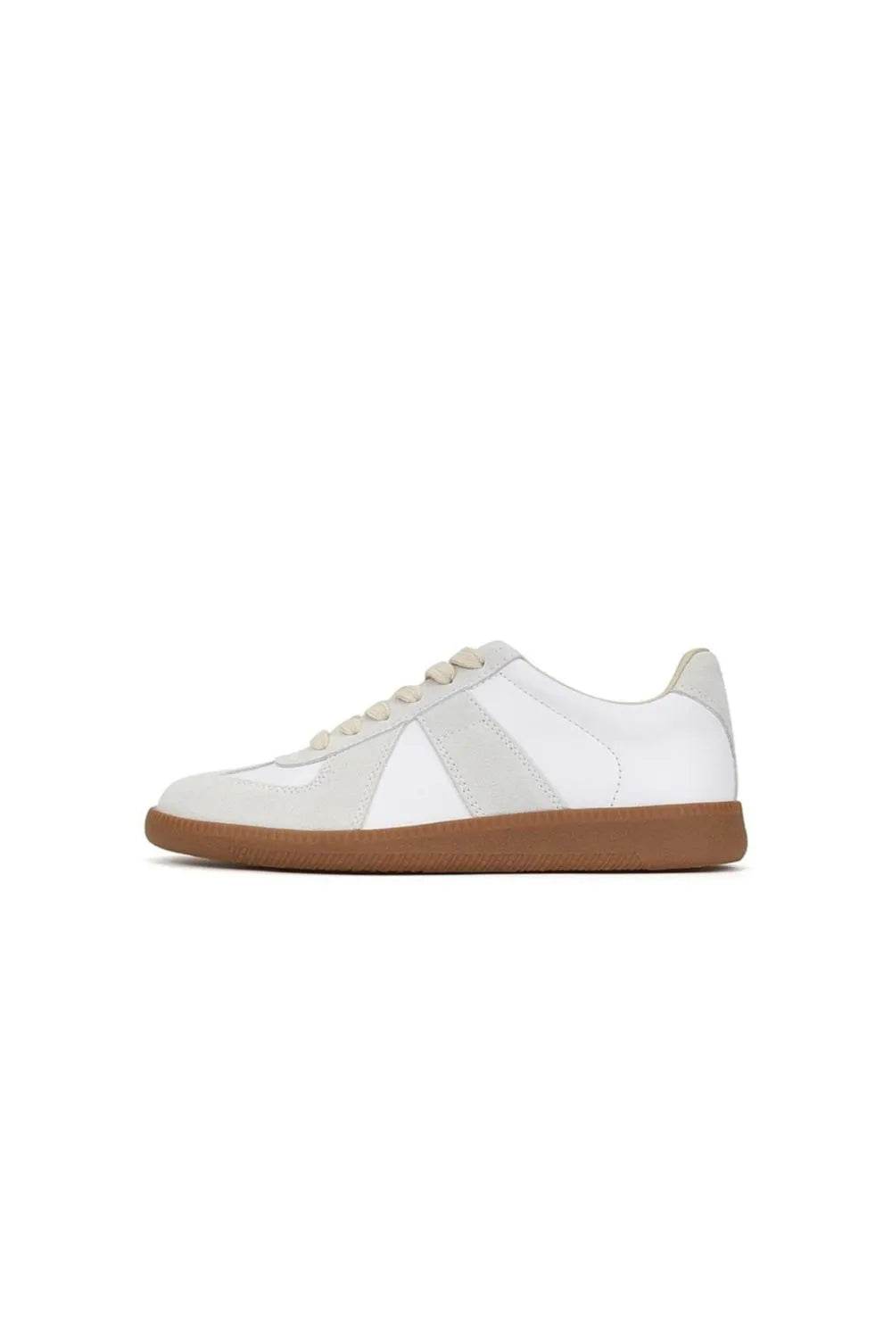 Contrast Round Toe Flats Sneakers White for a perfect OOTD – dress to impress outfits from Amexza