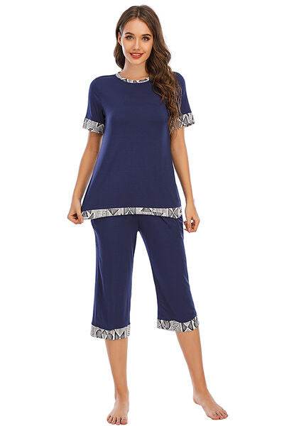 Round Neck Short Sleeve Top and Capris Pants Lounge Set for a perfect OOTD – dress to impress outfits from Amexza