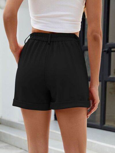 Roll Trim Half Elastic Waist Shorts for a perfect OOTD – dress to impress outfits from Amexza