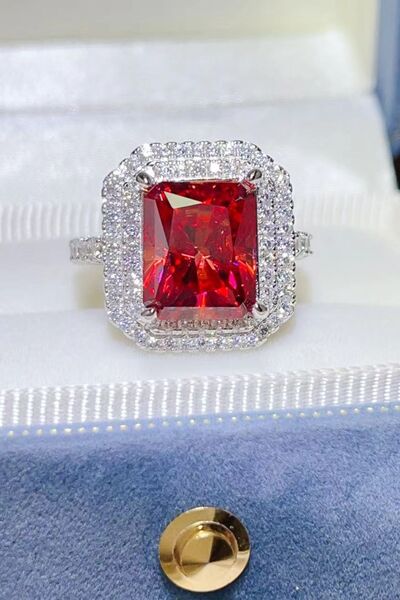 2 Carat Moissanite 925 Sterling Silver Ring Scarlet for a perfect OOTD – dress to impress outfits from Amexza