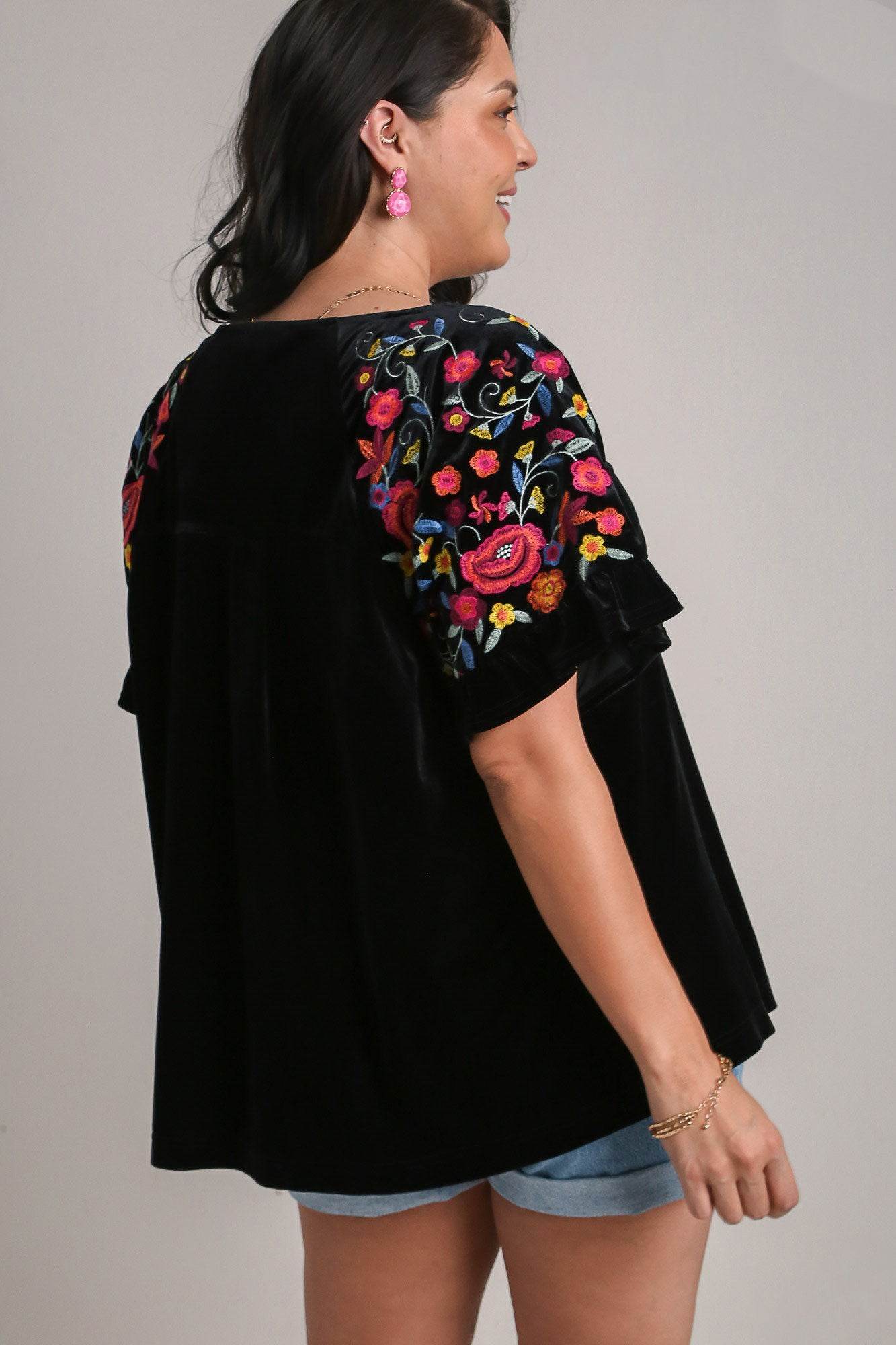 Umgee Full Size Velvet Embroidery Short Sleeve Blouse for a perfect OOTD – dress to impress outfits from Amexza