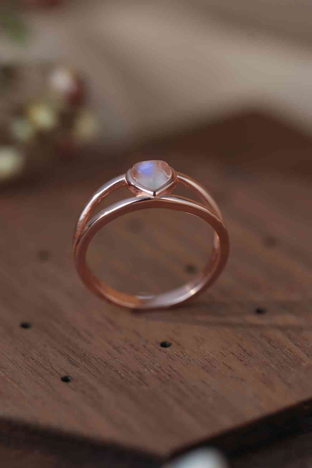 Moonstone Heart 925 Sterling Silver Ring for a perfect OOTD – dress to impress outfits from Amexza