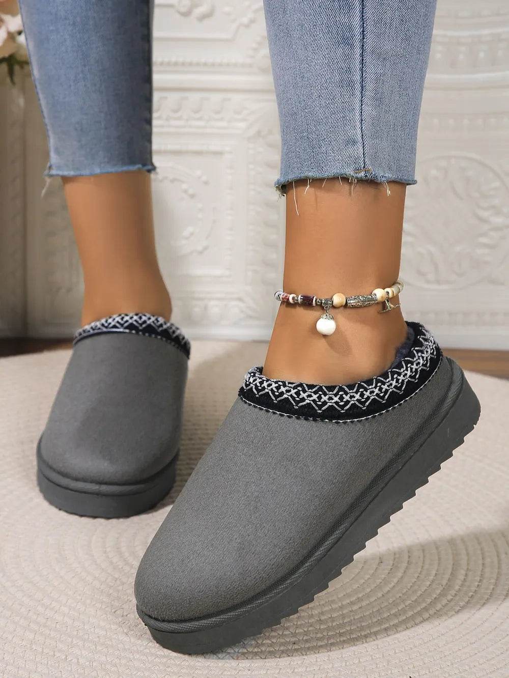 Round Toe Platform Slippers Dark Gray for a perfect OOTD – dress to impress outfits from Amexza