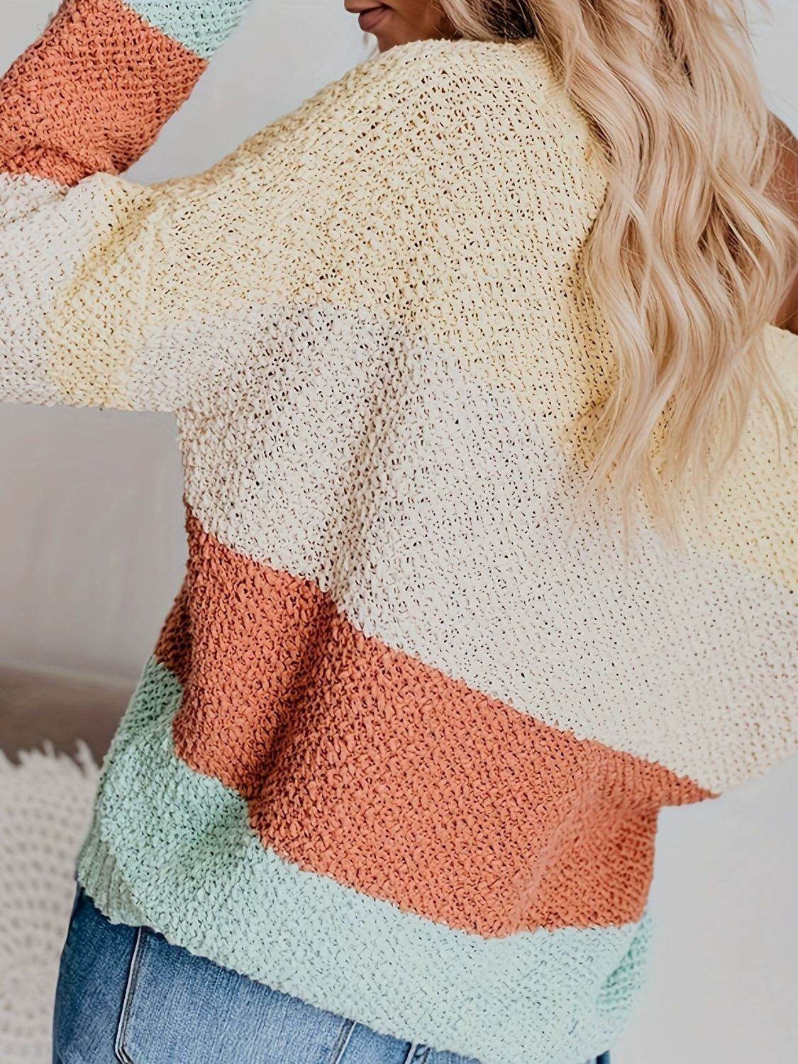 Color Block Round Neck Long Sleeve Sweater - Amexza