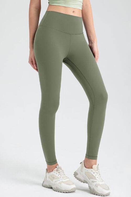 Wide Waistband Slim Fit Active Leggings Matcha Green for a perfect OOTD – dress to impress outfits from Amexza