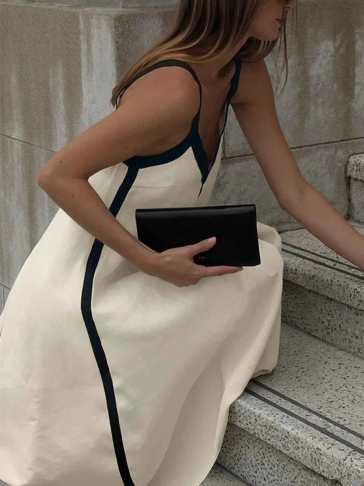 Contrast Trim V-Neck Maxi Dress