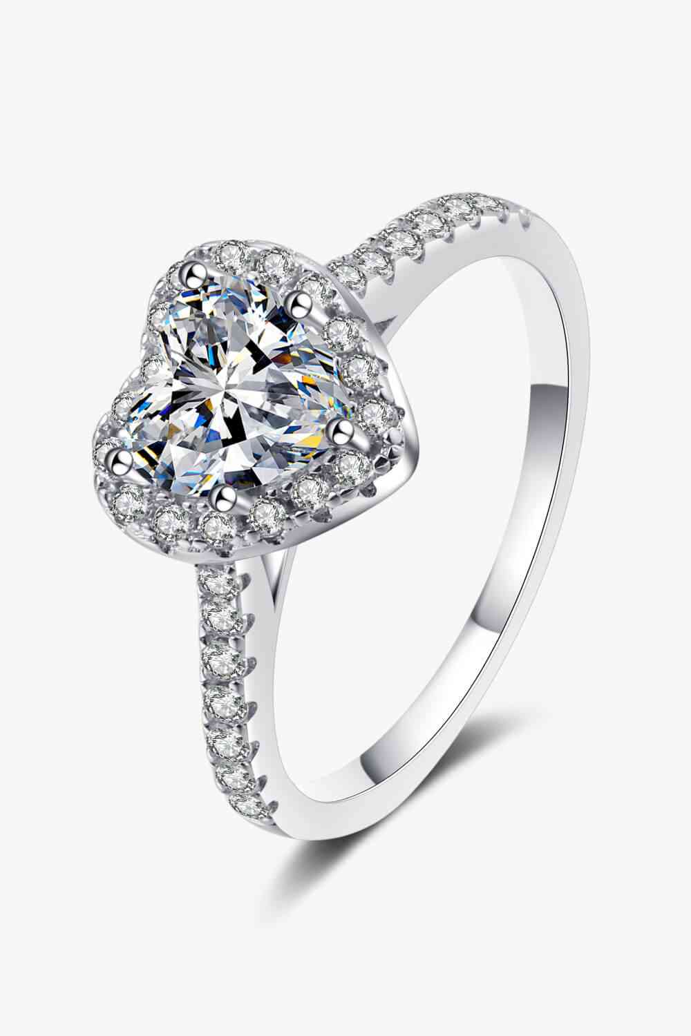 1 Carat Moissanite Heart-Shaped Ring for a perfect OOTD – dress to impress outfits from Amexza