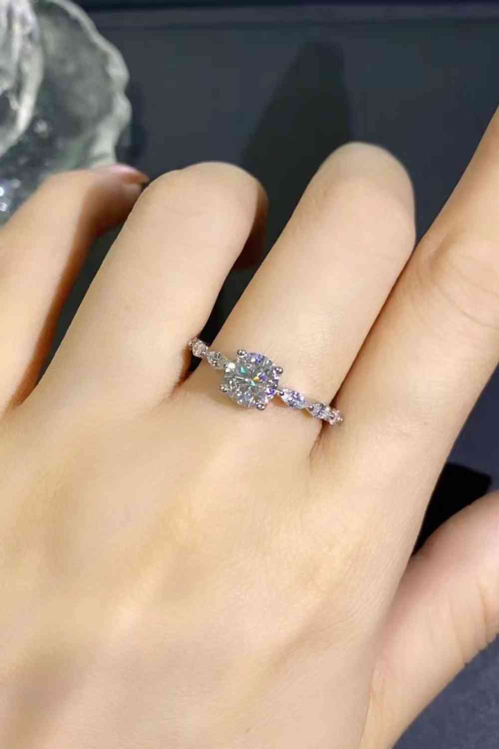 Now I See 1 Carat Moissanite Ring for a perfect OOTD – dress to impress outfits from Amexza