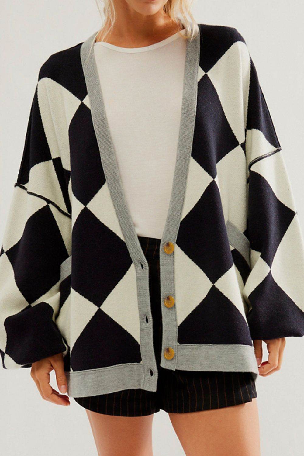 Checkered Button Up Long Sleeve Cardigan - Amexza