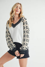 Aemi+Co Crochet Contrast Stitching V Neck Top - Amexza