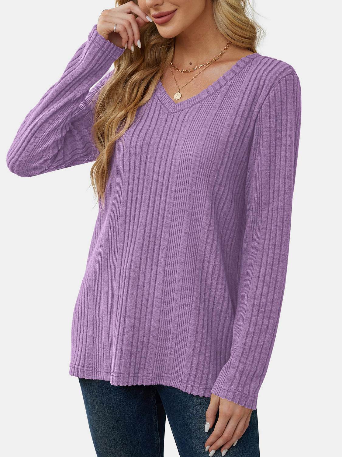 V-Neck Long Sleeve T-Shirt Lilac for a perfect OOTD – dress to impress outfits from Amexza