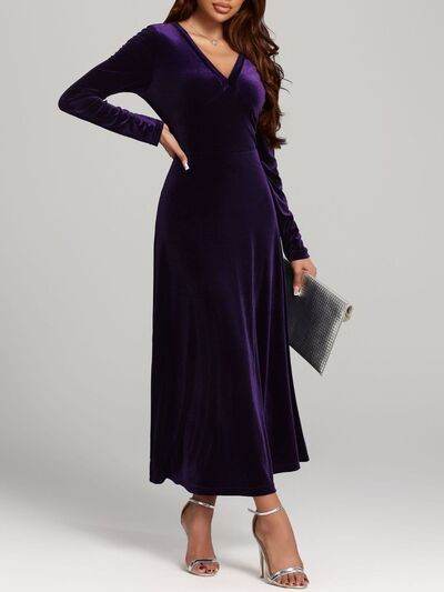 V-Neck Long Sleeve Velvet Dress for a perfect OOTD – dress to impress outfits from Amexza