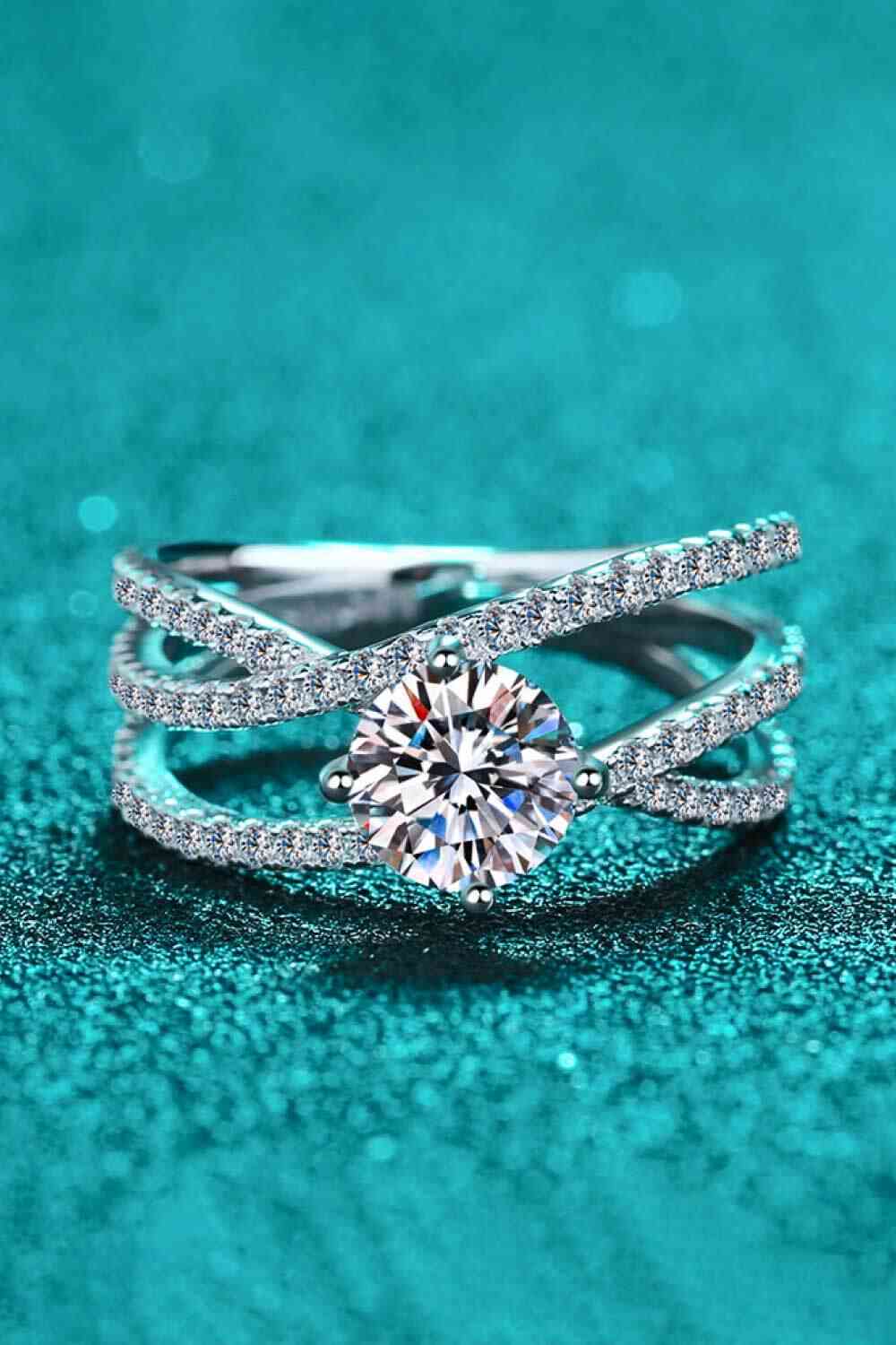 1 Carat Moissanite Crisscross Ring for a perfect OOTD – dress to impress outfits from Amexza