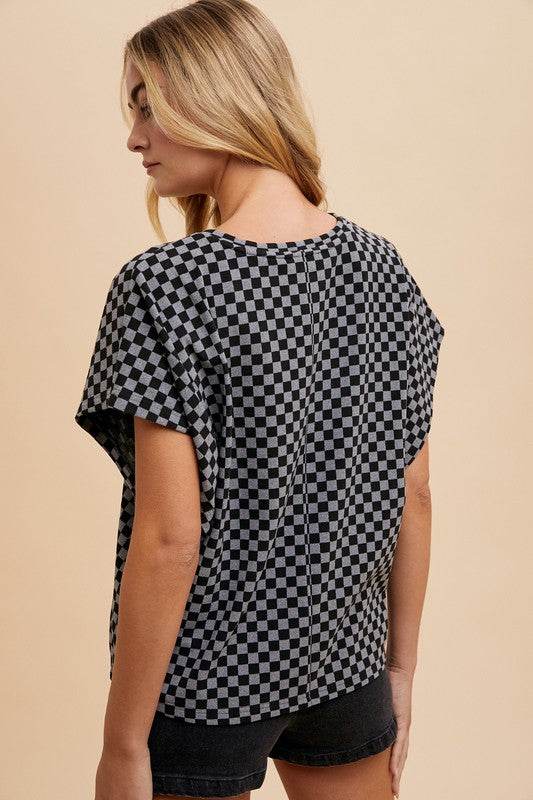 Annie Wear Checkered Round Neck Short Sleeve T-Shirt for a perfect OOTD – dress to impress outfits from Amexza