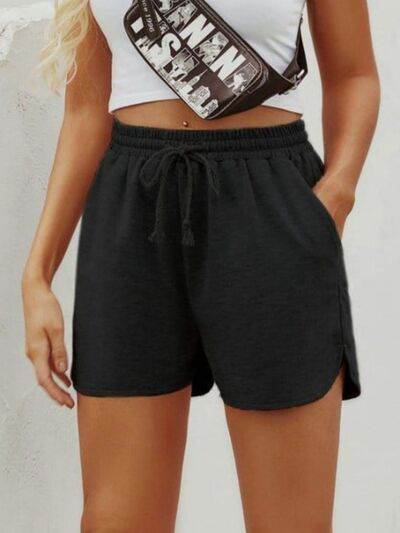 Drawstring Shorts with Pockets Black for a perfect OOTD – dress to impress outfits from Amexza