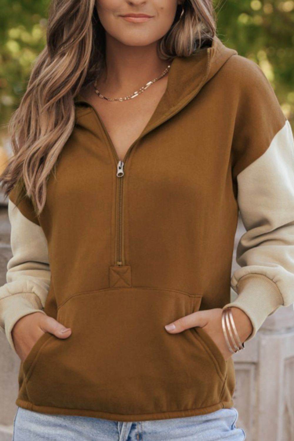 Contrast Half Zip Long Sleeve Hoodie - Amexza