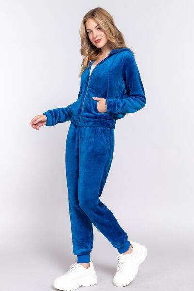 ACTIVE BASIC Faux Fur Zip Up Long Sleeve Hoodie and Joggers Set for a perfect OOTD – dress to impress outfits from Amexza