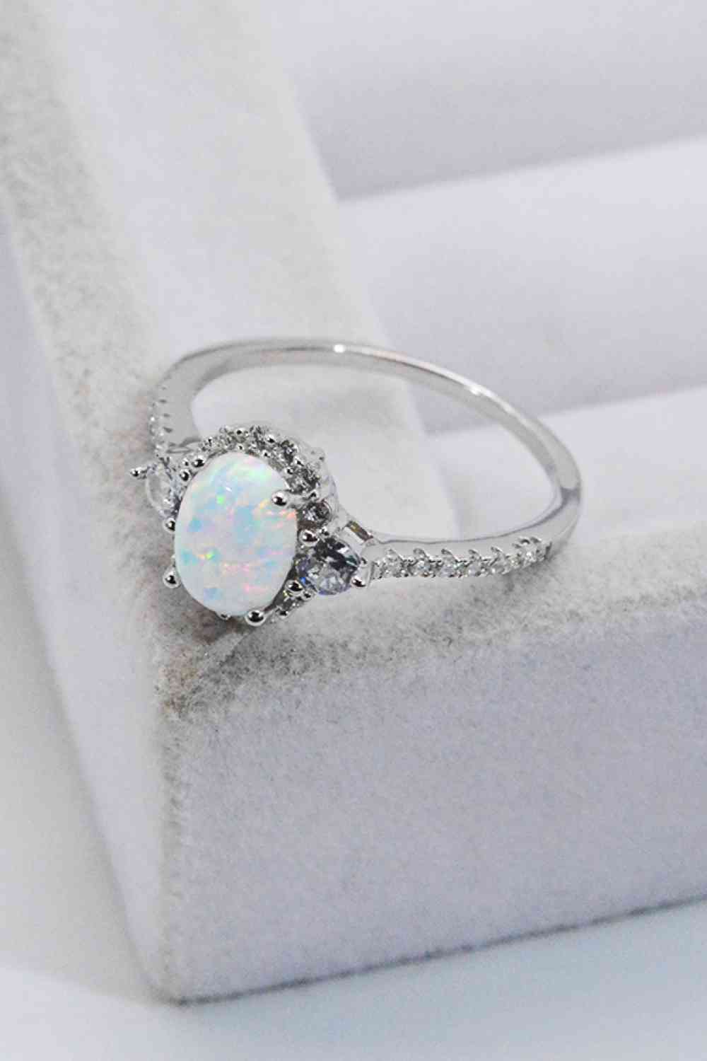 925 Sterling Silver Platinum-Plated Opal Ring for a perfect OOTD – dress to impress outfits from Amexza