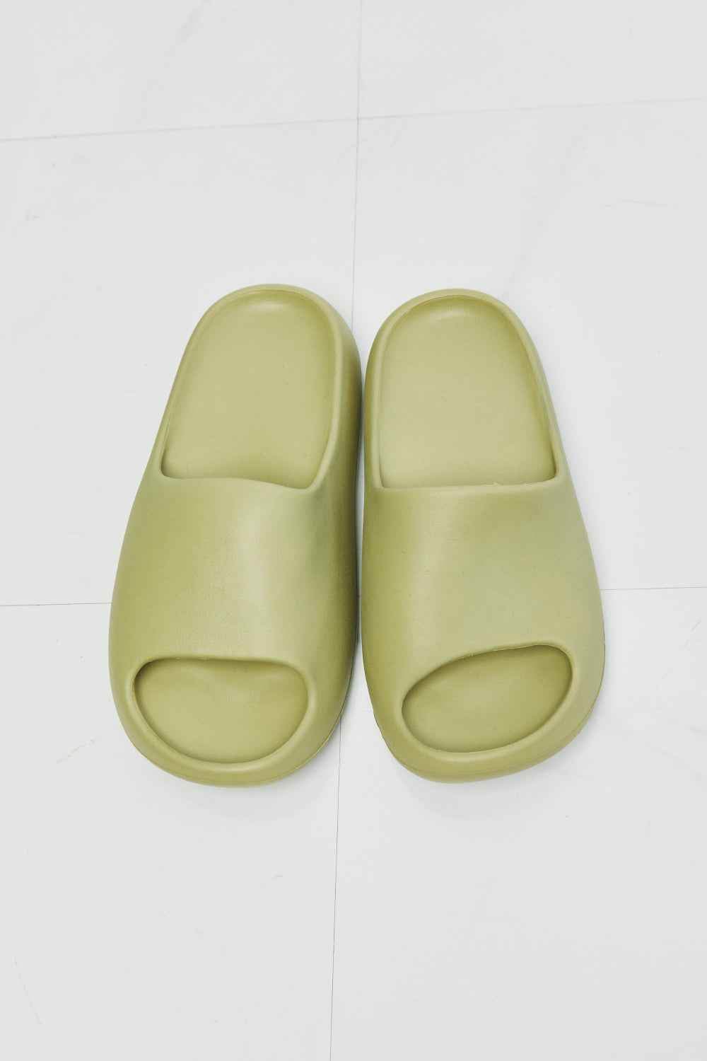 NOOK JOI In My Comfort Zone Slides in Green for a perfect OOTD – dress to impress outfits from Amexza