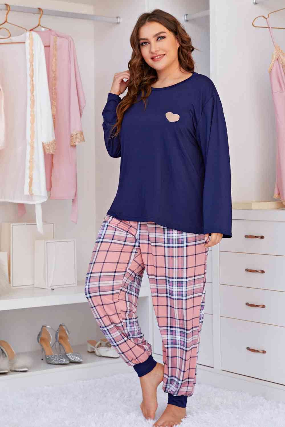 Plus Size Heart Graphic Top and Plaid Joggers Lounge Set for a perfect OOTD – dress to impress outfits from Amexza